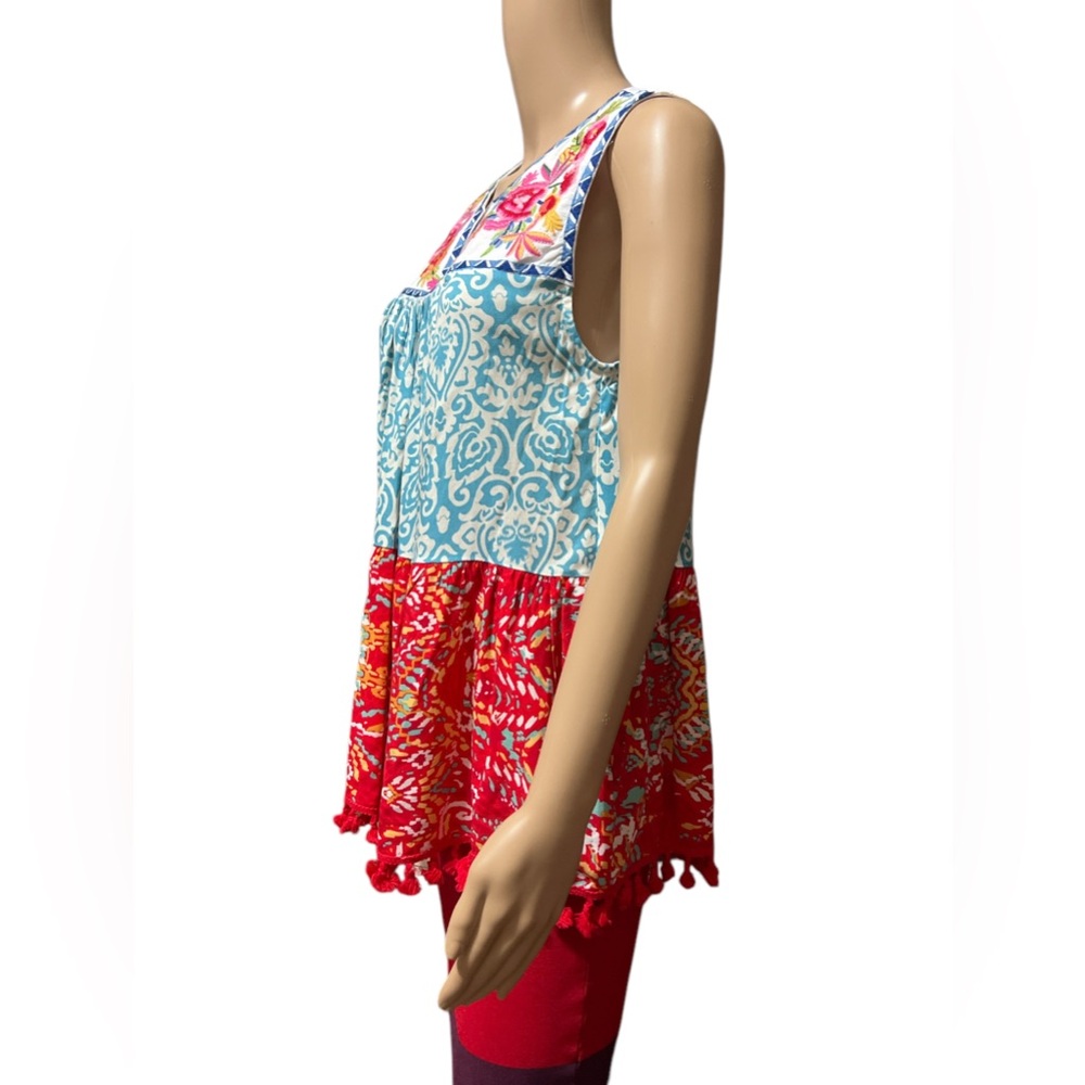 NWT Calessa Size XL Embroidered Patchwork Peasant Split V-Neck Sleeveless Blouse - Picture 4 of 11